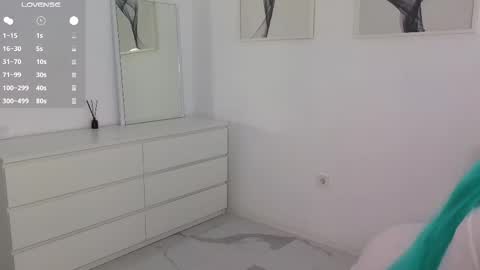 Snapshot of badbitchcuteface chatting on February 26, 2026, 6:01 am Jane online show from February 26, 2026, 6:01 am