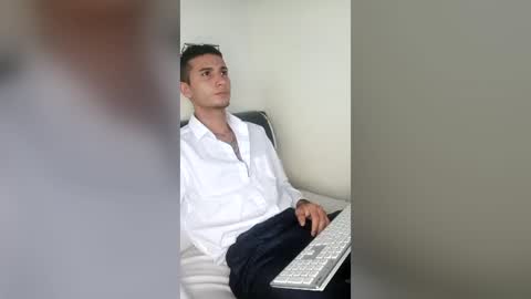 alejo 18cm online show from July 20, 2026, 8:00 pm