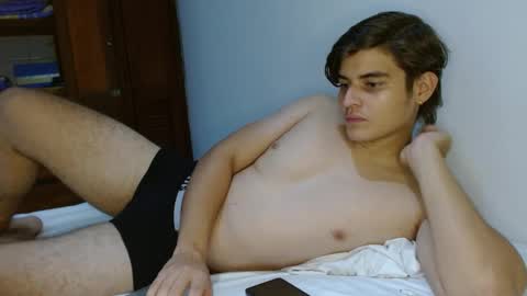 Snapshot of badbunny_69_ chatting on November 7, 2025, 5:18 am badbunny_69_ online show from November 7, 2025, 5:18 am