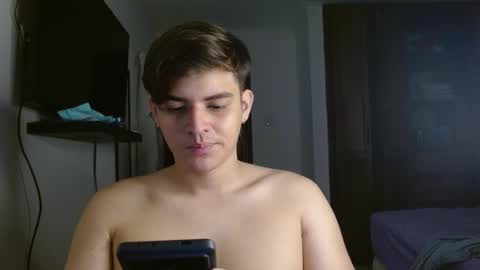 Snapshot of badbunny_69_ chatting on January 6, 2026, 8:23 pm badbunny_69_ online show from January 6, 2026, 8:23 pm