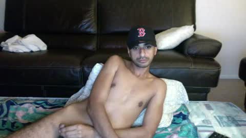 Snapshot of badbunnyy317 chatting on August 7, 2026, 11:18 pm 2Bunny4U online show from August 7, 2026, 11:18 pm
