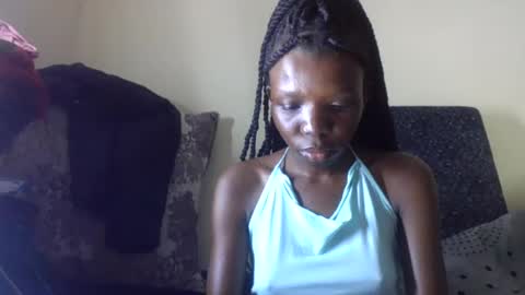 baddie_floxxy online show from June 24, 2026, 7:35 pm