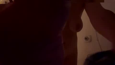 Snapshot of badgirlsclub1029 chatting on December 2, 2024, 12:19 am badgirlsclub1029 online show from December 2, 2024, 12:19 am