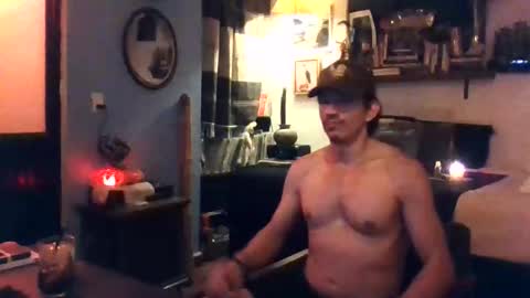 Mexican livin Off the Wall online show from April 10, 2026, 10:20 am