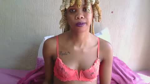 Lily online show from September 10, 2025, 8:03 am