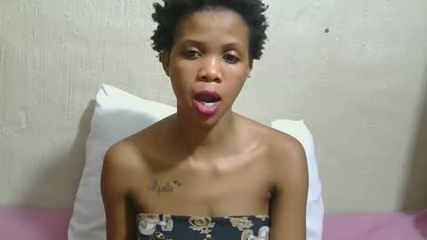 Lily online show from September 21, 2025, 5:47 pm