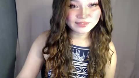 Snapshot of bahoglaway69 chatting on November 23, 2025, 4:18 pm april online show from November 23, 2025, 4:18 pm