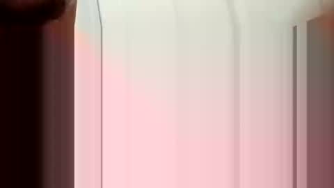 ballshanginglowaf online show from September 16, 2025, 6:36 am