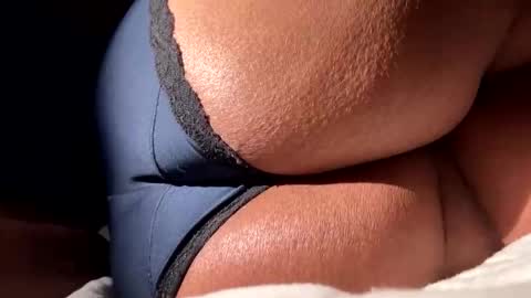 bambibambo online show from May 3, 2026, 5:46 am
