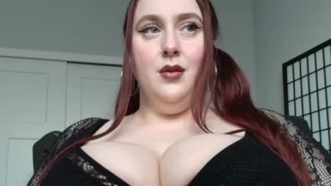 bambixxlynn online show from June 7, 2026, 10:35 pm
