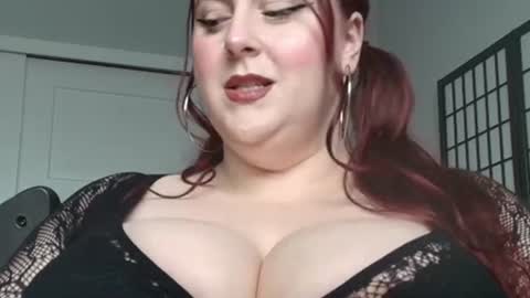 bambixxlynn online show from July 8, 2026, 10:58 pm