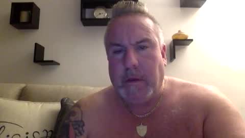 banana5289 online show from April 12, 2026, 9:47 am