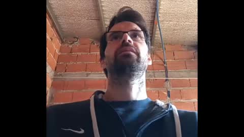 Ezequiel online show from April 24, 2026, 4:09 pm