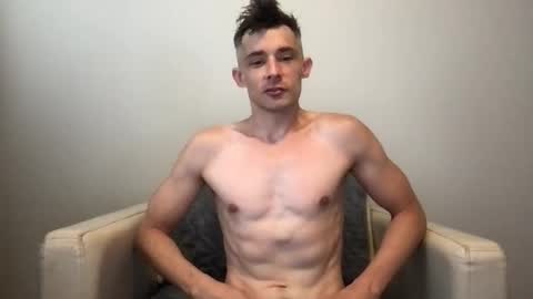 Snapshot of bananacurvesleft chatting on May 17, 2026, 12:19 am bananacurvesleft online show from May 17, 2026, 12:19 am
