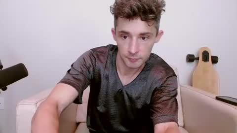 Snapshot of bananacurvesleft chatting on June 19, 2026, 2:27 am bananacurvesleft online show from June 19, 2026, 2:27 am