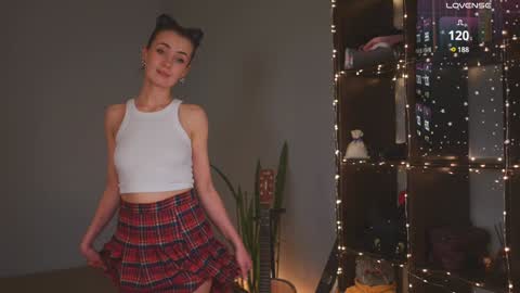 Snapshot of bananya_kitty chatting on December 27, 2024, 6:24 am Ellen and online show from December 27, 2024, 6:24 am