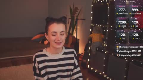 Snapshot of bananya_kitty chatting on February 9, 2025, 10:00 pm Ellen and online show from February 9, 2025, 10:00 pm