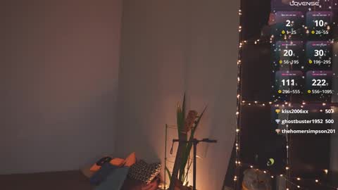 Snapshot of bananya_kitty chatting on February 19, 2025, 12:46 am Ellen and online show from February 19, 2025, 12:46 am