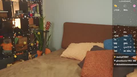 Snapshot of bananya_kitty chatting on March 20, 2026, 10:14 pm Ellen and online show from March 20, 2026, 10:14 pm