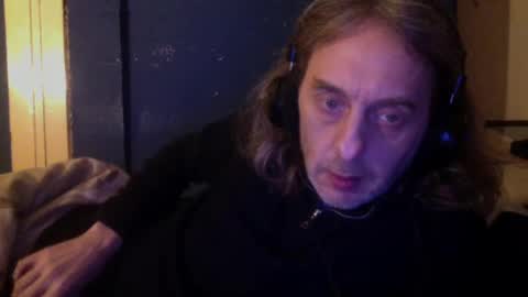 bangintoleather online show from January 13, 2025, 2:28 am