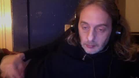 bangintoleather online show from March 3, 2025, 12:59 am