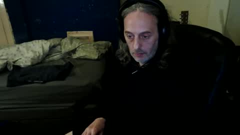 bangintoleather online show from April 18, 2026, 2:26 am