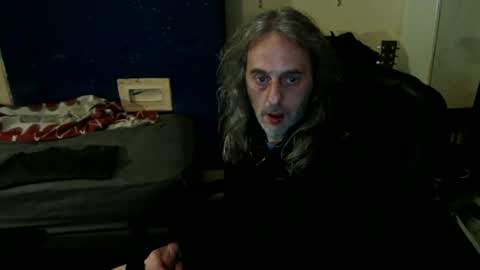Snapshot of bangintoleather chatting on July 3, 2026, 2:07 am bangintoleather online show from July 3, 2026, 2:07 am
