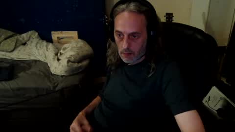 Snapshot of bangintoleather chatting on July 31, 2026, 2:44 am bangintoleather online show from July 31, 2026, 2:44 am