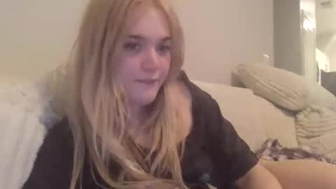 bansam1738 online show from November 7, 2025, 2:00 am