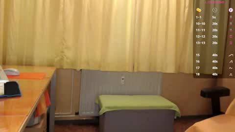 Snapshot of banschie chatting on April 22, 2026, 12:18 pm online show from April 22, 2026, 12:18 pm