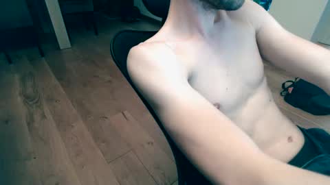 Snapshot of banzal chatting on December 5, 2024, 3:28 pm banzak online show from December 5, 2024, 3:28 pm