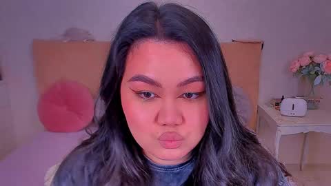 Snapshot of barbara_bb chatting on December 7, 2024, 2:42 am Barbie Kim online show from December 7, 2024, 2:42 am