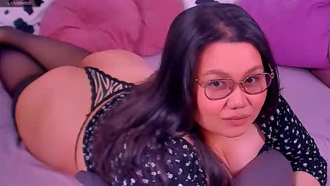 Snapshot of barbara_bb chatting on October 17, 2025, 6:21 pm Barbie Kim online show from October 17, 2025, 6:21 pm