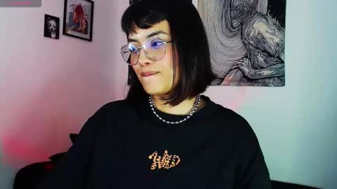  Barbara Moon  online show from November 20, 2025, 4:45 am