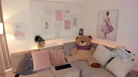 Barbara online show from March 5, 2025, 10:33 am