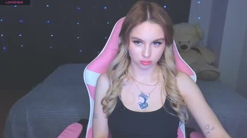 Snapshot of barbieee_doll chatting on April 26, 2026, 3:21 pm Eva online show from April 26, 2026, 3:21 pm