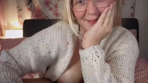 Snapshot of barbiegirl966 chatting on September 11, 2025, 8:53 pm barbiegirl966 online show from September 11, 2025, 8:53 pm