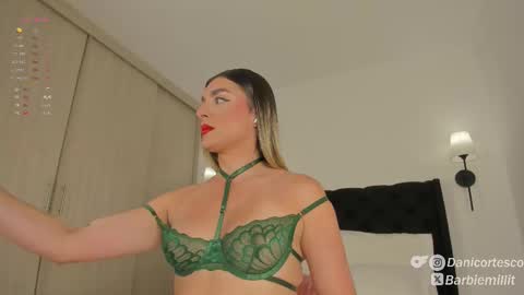 Snapshot of barbiemillit chatting on November 12, 2025, 12:00 am barbiemillit online show from November 12, 2025, 12:00 am