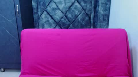 Snapshot of barby_jones25 chatting on December 18, 2025, 11:16 am Barby online show from December 18, 2025, 11:16 am