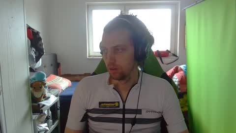 Snapshot of barca200 chatting on December 1, 2025, 9:25 am barca200 online show from December 1, 2025, 9:25 am