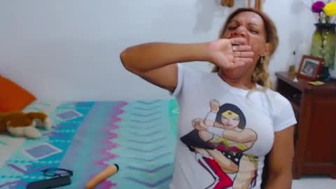 bardotbigcocktsx online show from October 3, 2025, 9:12 pm