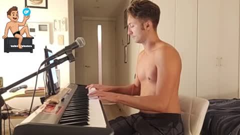 Snapshot of barebritpianist chatting on September 18, 2025, 7:32 am BareBritPianist online show from September 18, 2025, 7:32 am