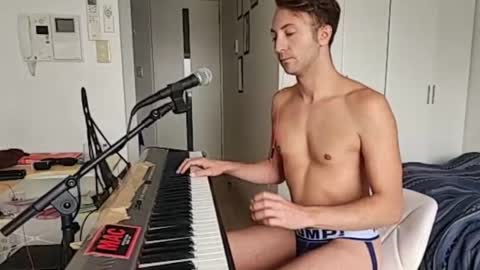 Snapshot of barebritpianist chatting on October 13, 2025, 5:51 am BareBritPianist online show from October 13, 2025, 5:51 am