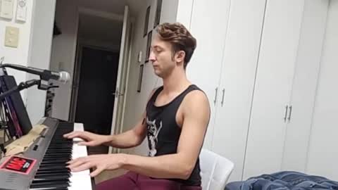 Snapshot of barebritpianist chatting on November 3, 2025, 4:41 pm BareBritPianist online show from November 3, 2025, 4:41 pm