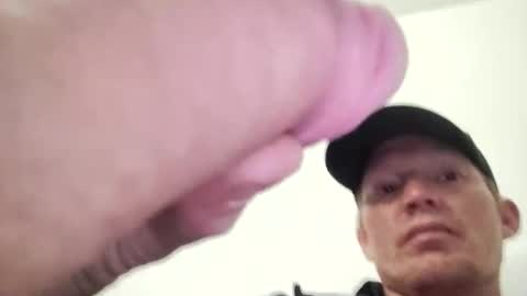 Snapshot of barniemay1 chatting on March 15, 2026, 6:58 pm barniemay1 online show from March 15, 2026, 6:58 pm