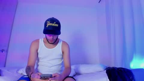 Bruce  online show from September 21, 2025, 5:42 am