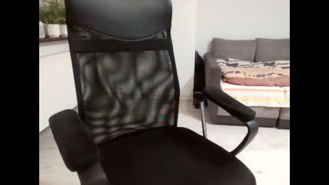 bart_1987 online show from May 30, 2026, 8:28 pm