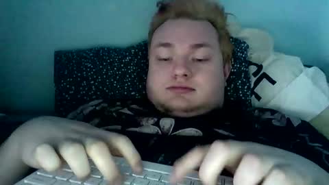 Snapshot of bartthebear69 chatting on February 3, 2026, 10:42 am BartTheBear online show from February 3, 2026, 10:42 am