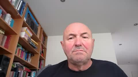 Snapshot of bartvel chatting on April 3, 2026, 12:36 pm bartvel online show from April 3, 2026, 12:36 pm