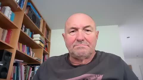 Snapshot of bartvel chatting on May 6, 2026, 12:21 pm bartvel online show from May 6, 2026, 12:21 pm